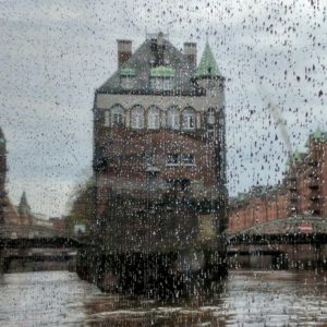 Hamburg Regen Speicherstadt Moin