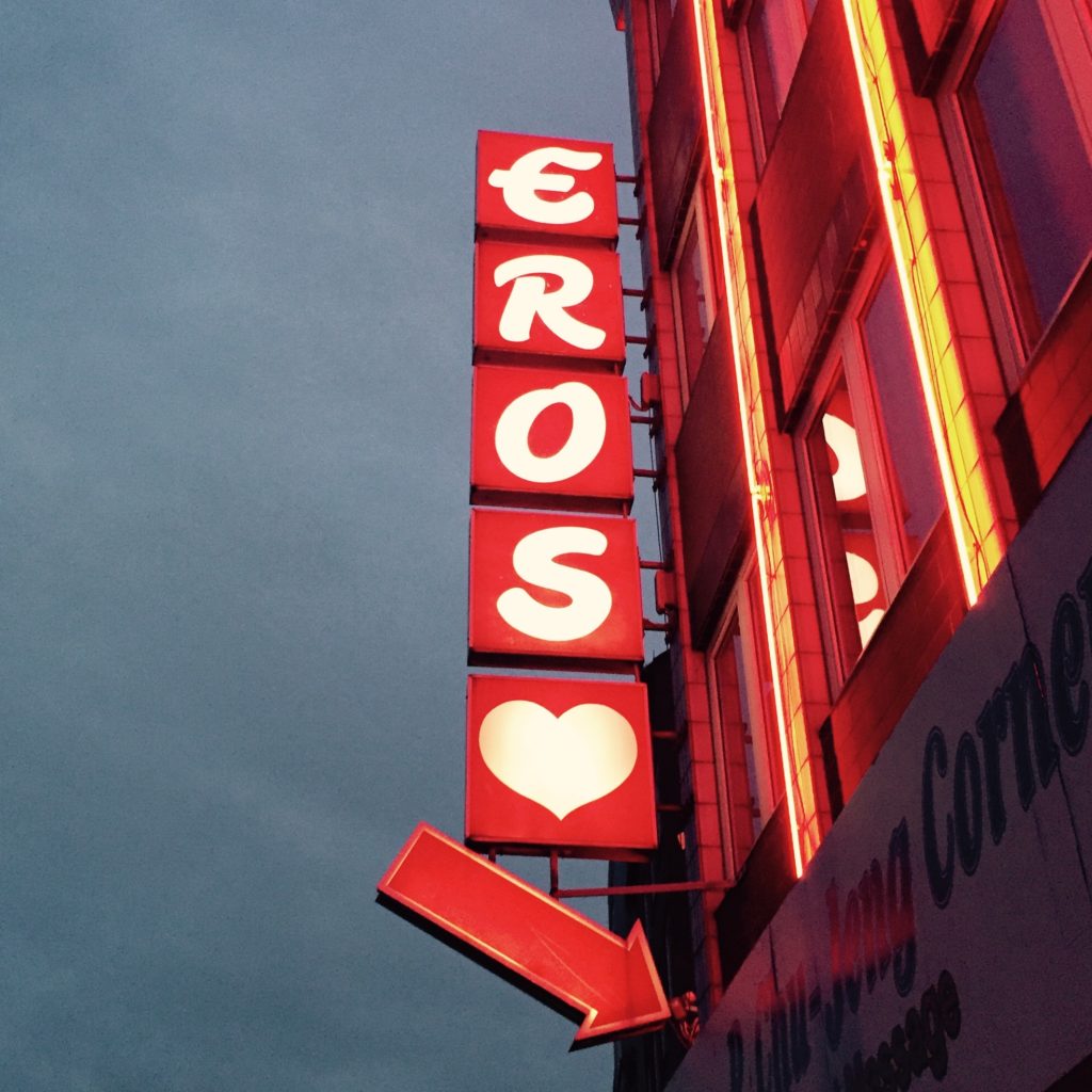 Eros Neonschild Liebe Tinder Ons