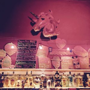 Alkohol Bar Getränke Möwesturzflug Hamburg