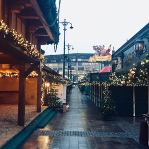 Weihnachtsmarkt Advent Glühwein Feuerzangenbowle